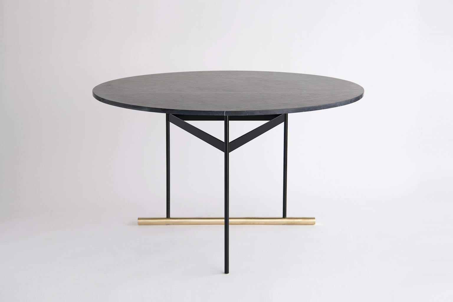 Icon Dining Table